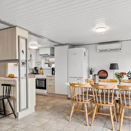 Holiday home Gorgeous In With Wifi *